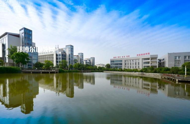 成都2021年女生学计算机网络技术学校好找工作吗